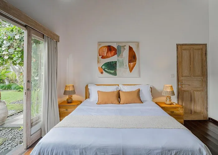 Charming With Private Pool & Garden Villa Ubud
